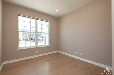 Other - 1007 Biltmore Dr, Elgin, IL 60120 photo 2 of 8