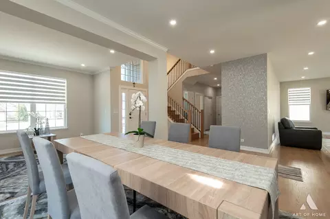 Dining - 1007 Biltmore Dr, Elgin, IL 60120 photo 3 of 3