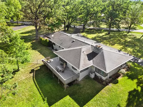 View/Area - 200 N Forest Ct, Addison, IL 60101 photo 1 of 2