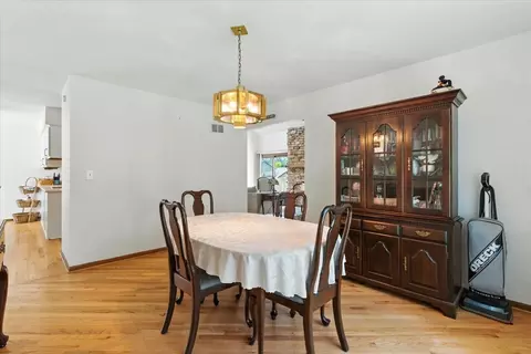 3125 Chellington Dr, Johnsburg, IL 60051 photo 11