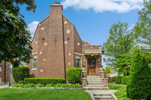 5228 N Laporte Ave, Chicago, IL 60630