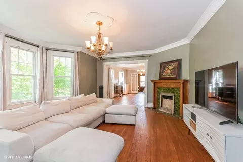 Living - 204 E 5th St, Lockport, IL 60441 photo 1 of 3