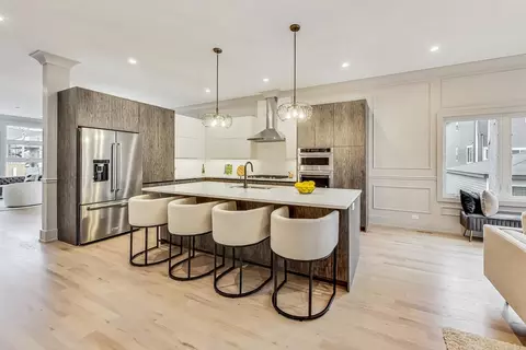 Kitchen - 4242 S Champlain Ave, Chicago, IL 60653 photo 1 of 3