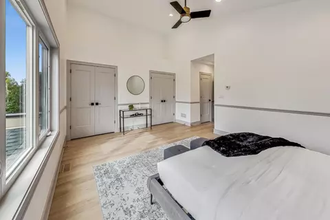 Other - 4242 S Champlain Ave, Chicago, IL 60653 photo 2 of 5