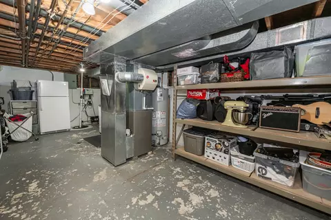 Other - 220 N Haddon Pl, Addison, IL 60101 photo 11 of 17