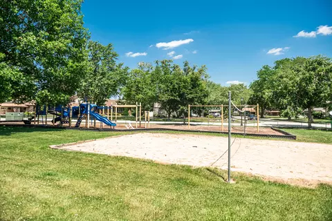 Other - 220 N Haddon Pl, Addison, IL 60101 photo 16 of 17