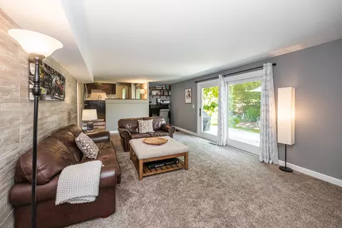 Other - 220 N Haddon Pl, Addison, IL 60101 photo 5 of 17