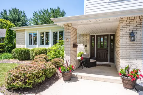 Other - 220 N Haddon Pl, Addison, IL 60101 photo 1 of 17