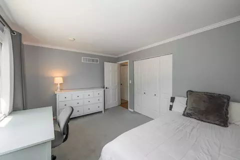 Bedroom - 220 N Haddon Pl, Addison, IL 60101 photo 4 of 7
