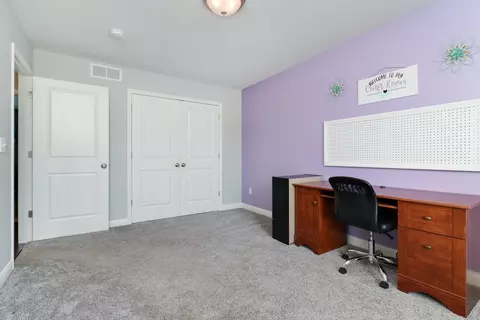 2608 Grey Fox Trl, Bloomington, IL 61705 photo 18