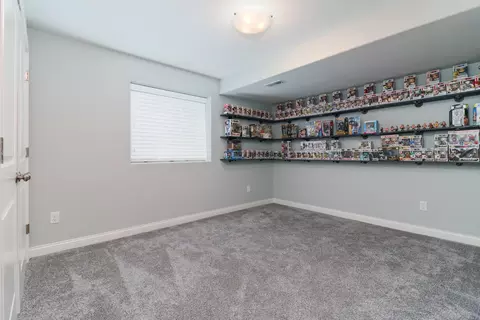 2608 Grey Fox Trl, Bloomington, IL 61705 photo 27
