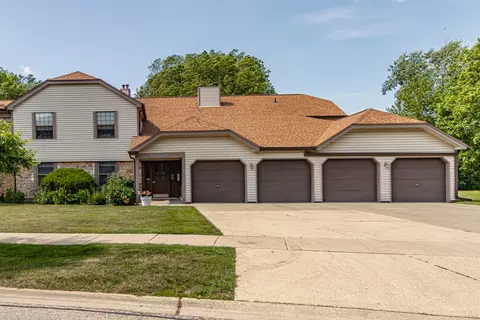 686 Hapsfield Ln #686, Buffalo Grove, IL 60089