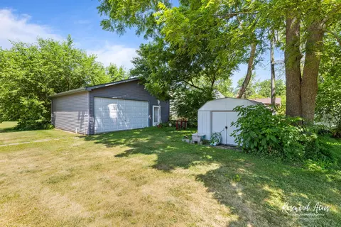 Exterior - 409 E Main St, Peotone, IL 60468 photo 5 of 8