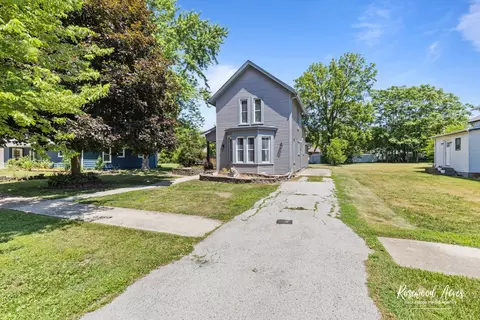 Exterior - 409 E Main St, Peotone, IL 60468 photo 3 of 8