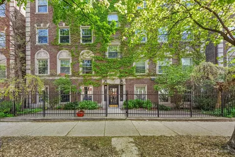 6121 N Hoyne Ave #1S, Chicago, IL 60659