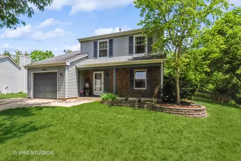 1640 Templeton Ct, Mundelein, IL 60060