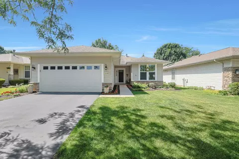 13159 Shirley Ln, Huntley, IL 60142