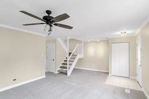 22 Red Oak Trl, Cary, IL 60013 photo 3