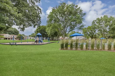 22 Red Oak Trl, Cary, IL 60013 photo 29