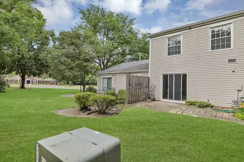 22 Red Oak Trl, Cary, IL 60013 photo 26