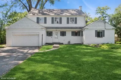 1288 Sunview Ln, Winnetka, IL 60093