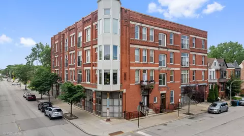 765 E 41st St #1A, Chicago, IL 60653