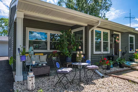 1815 Evergreen Ave, Hanover Park, IL 60133