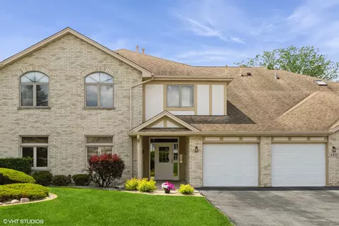 6433 Pine Cone Dr #1, Tinley Park, IL 60477