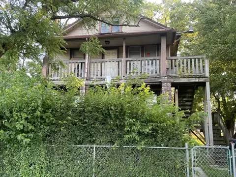 Exterior - 630 Belle Ct, Phoenix, IL 60426 photo 1 of 5