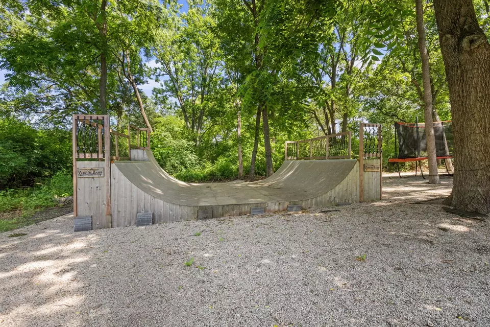 Other - 431 Maplewood Dr, Barrington, IL 60010 photo 11 of 11