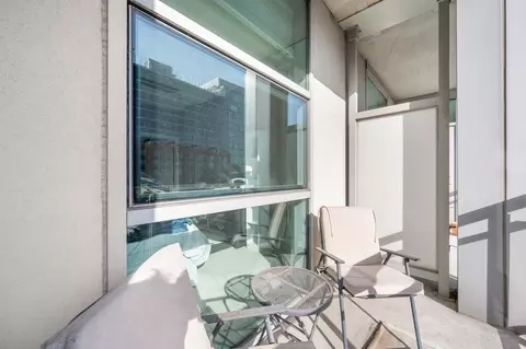 Exterior - 225 S Sangamon St #804, Chicago, IL 60607 photo 1 of 2