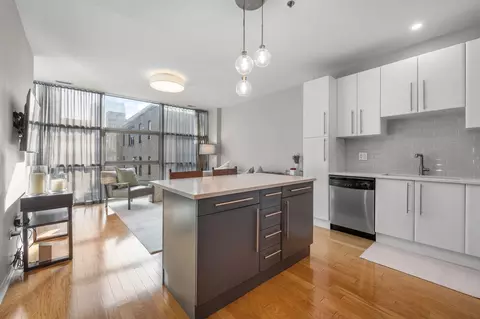 Kitchen - 225 S Sangamon St #804, Chicago, IL 60607 photo 6 of 6
