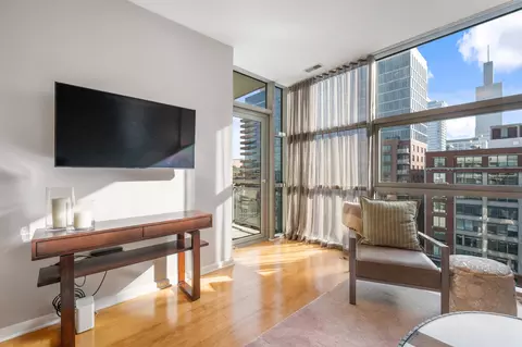 Living - 225 S Sangamon St #804, Chicago, IL 60607 photo 5 of 5