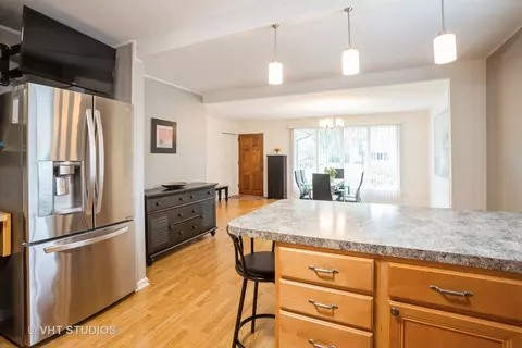 Kitchen - 3006 Thrush Ln, Rolling Meadows, IL 60008 photo 5 of 5