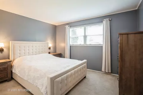 Bedroom - 3006 Thrush Ln, Rolling Meadows, IL 60008 photo 1 of 3