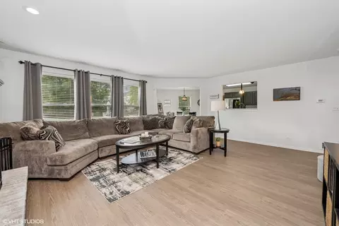 2714 Arbor Dr, Mchenry, IL 60050 photo 7