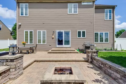 202 Dallas Dr, Bartlett, IL 60103 photo 37