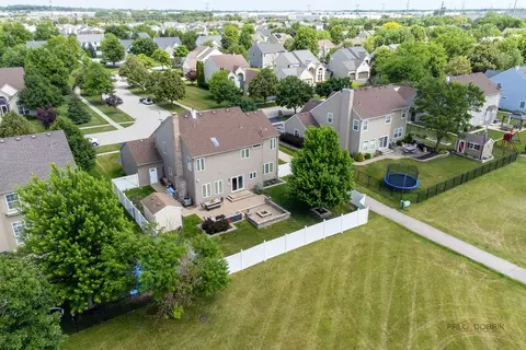 202 Dallas Dr, Bartlett, IL 60103 photo 46