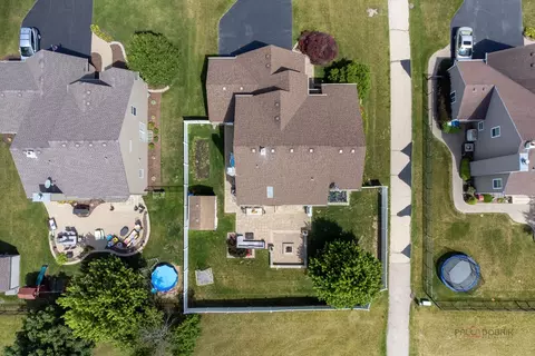 202 Dallas Dr, Bartlett, IL 60103 photo 45
