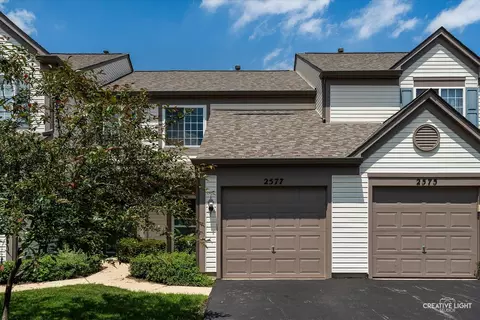 2577 Arcadia Cir, Naperville, IL 60540