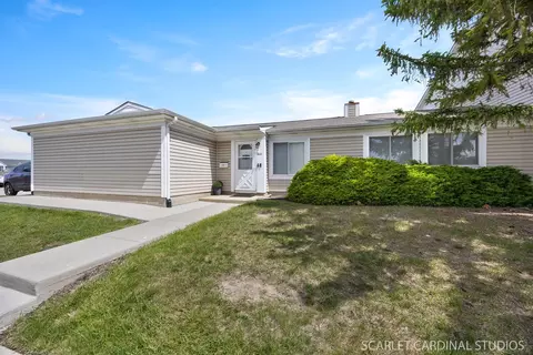 1641 Cornell Dr, Hoffman Estates, IL 60169