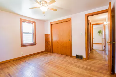 Bedroom - 904 Bowditch Ave, Aurora, IL 60506 photo 2 of 4