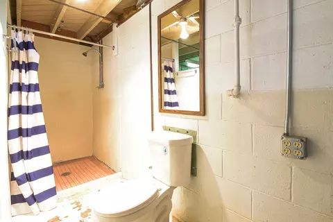 Bath - 904 Bowditch Ave, Aurora, IL 60506 photo 3 of 3