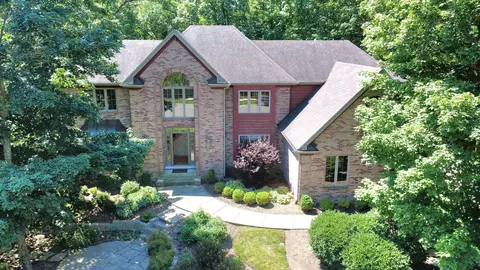 11621 Old Castle Dr, Mokena, IL 60448