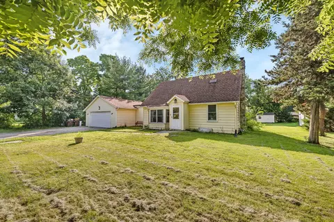 1819 Il Route 176, Crystal Lake, IL 60014