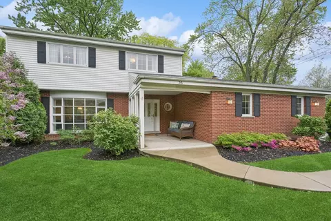 36 E 55th St, Hinsdale, IL 60521