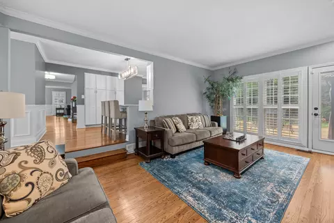 3 Old Valley Rd, Rolling Meadows, IL 60008 photo 12