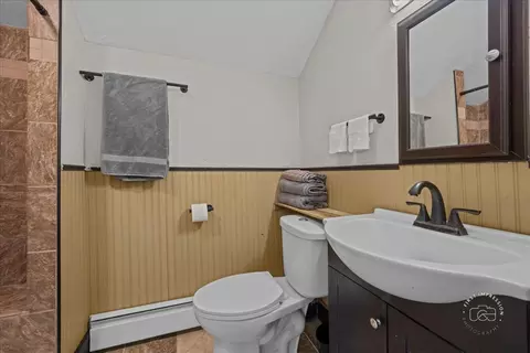 Bath - 32 W167 Army Trail Rd, Wayne, IL 60184 photo 1 of 1