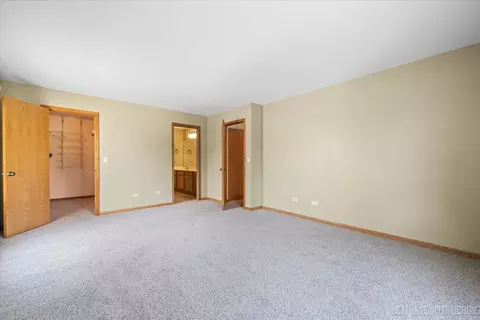 Bedroom - 2474 Spring Valley Ct, Aurora, IL 60503 photo 3 of 3