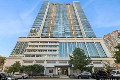 1629 S Prairie Ave #1301, Chicago, IL 60616